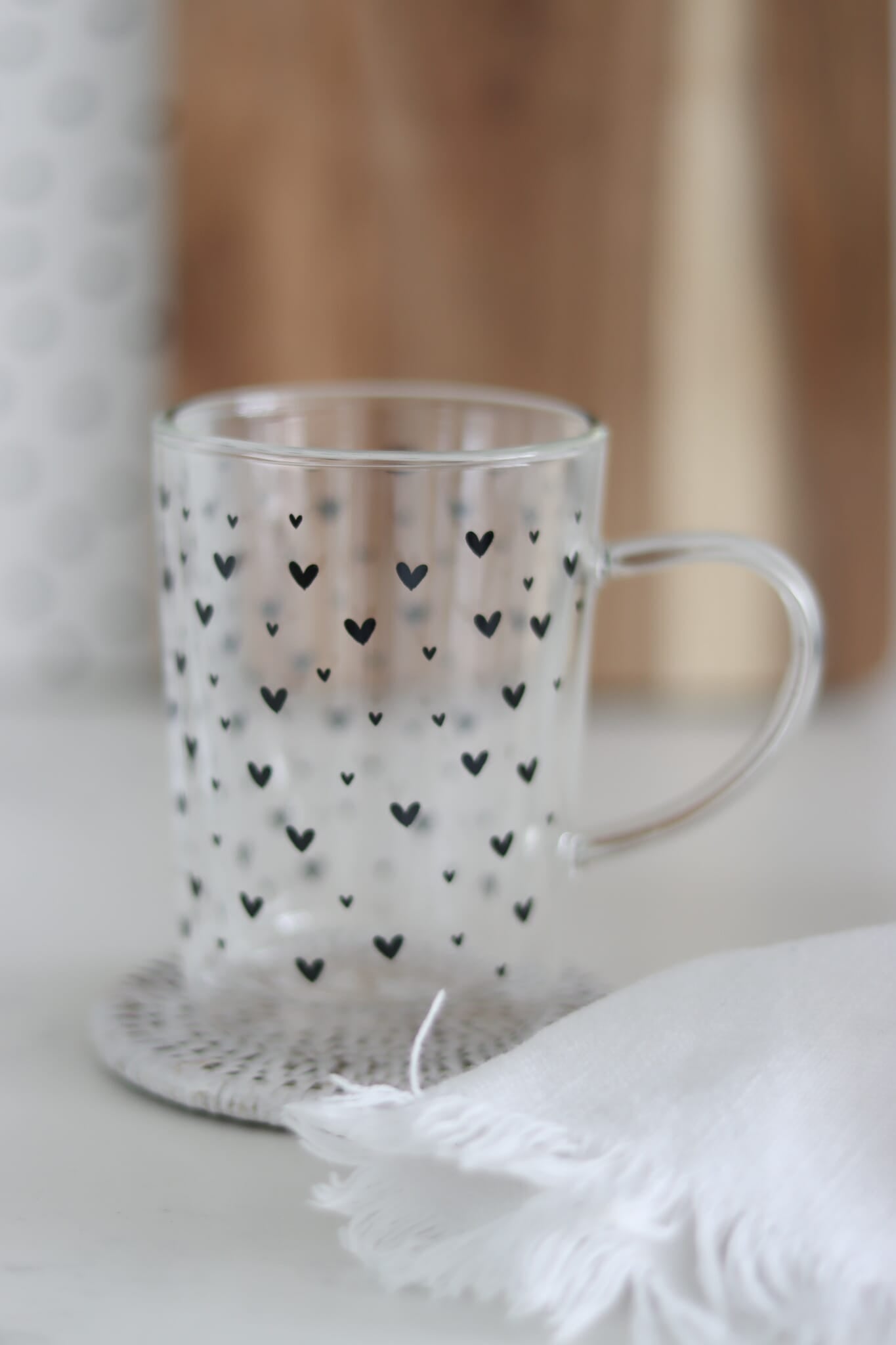 Slim Double Wall Glass Mug - Small Closer Hearts/Black