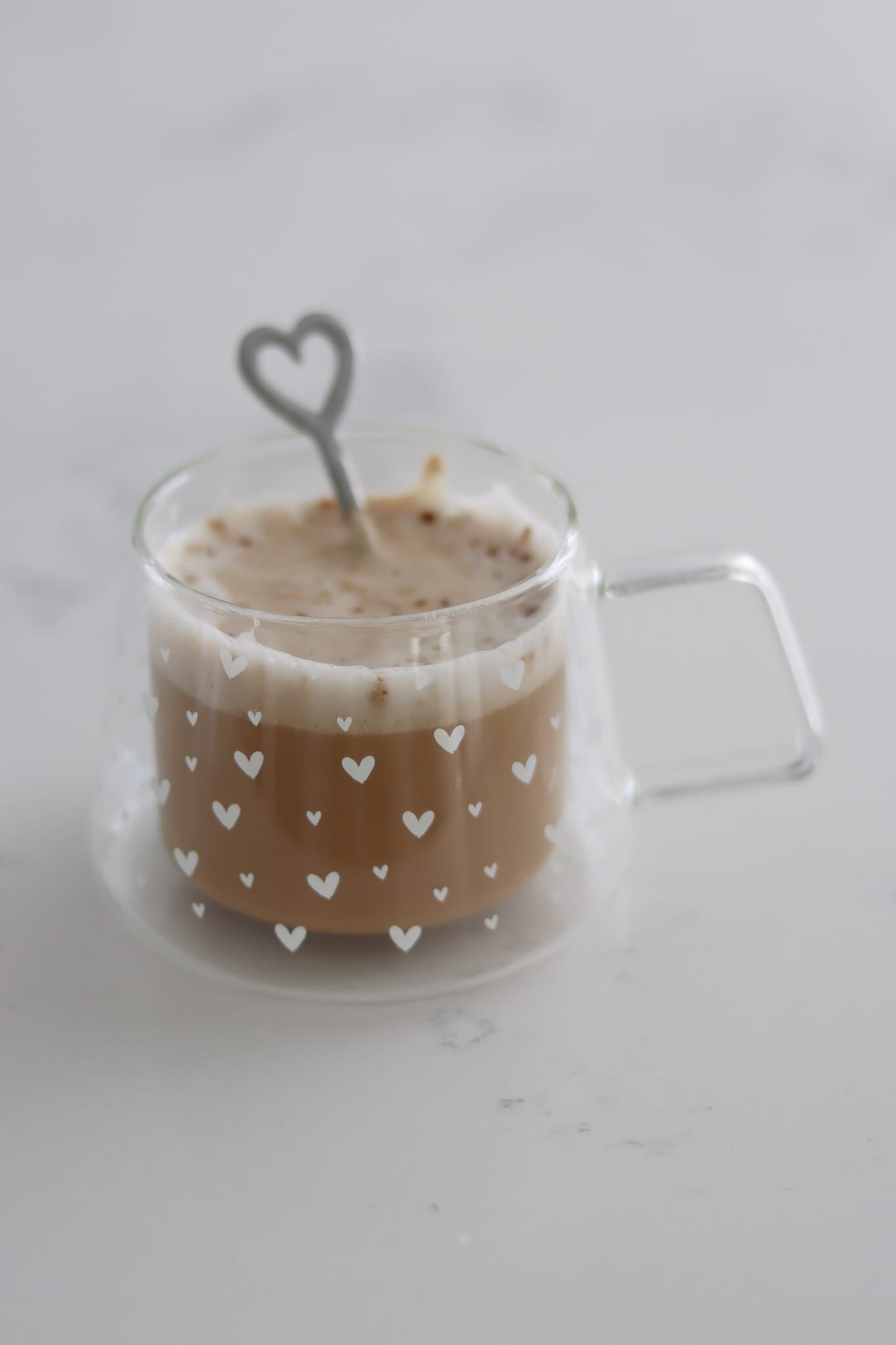 Wrap Around Double Walled Glass Mug – Multi Heart White