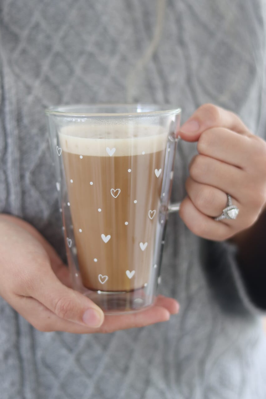 Double Walled Glass Latte Mug - Hearts And Dots/White