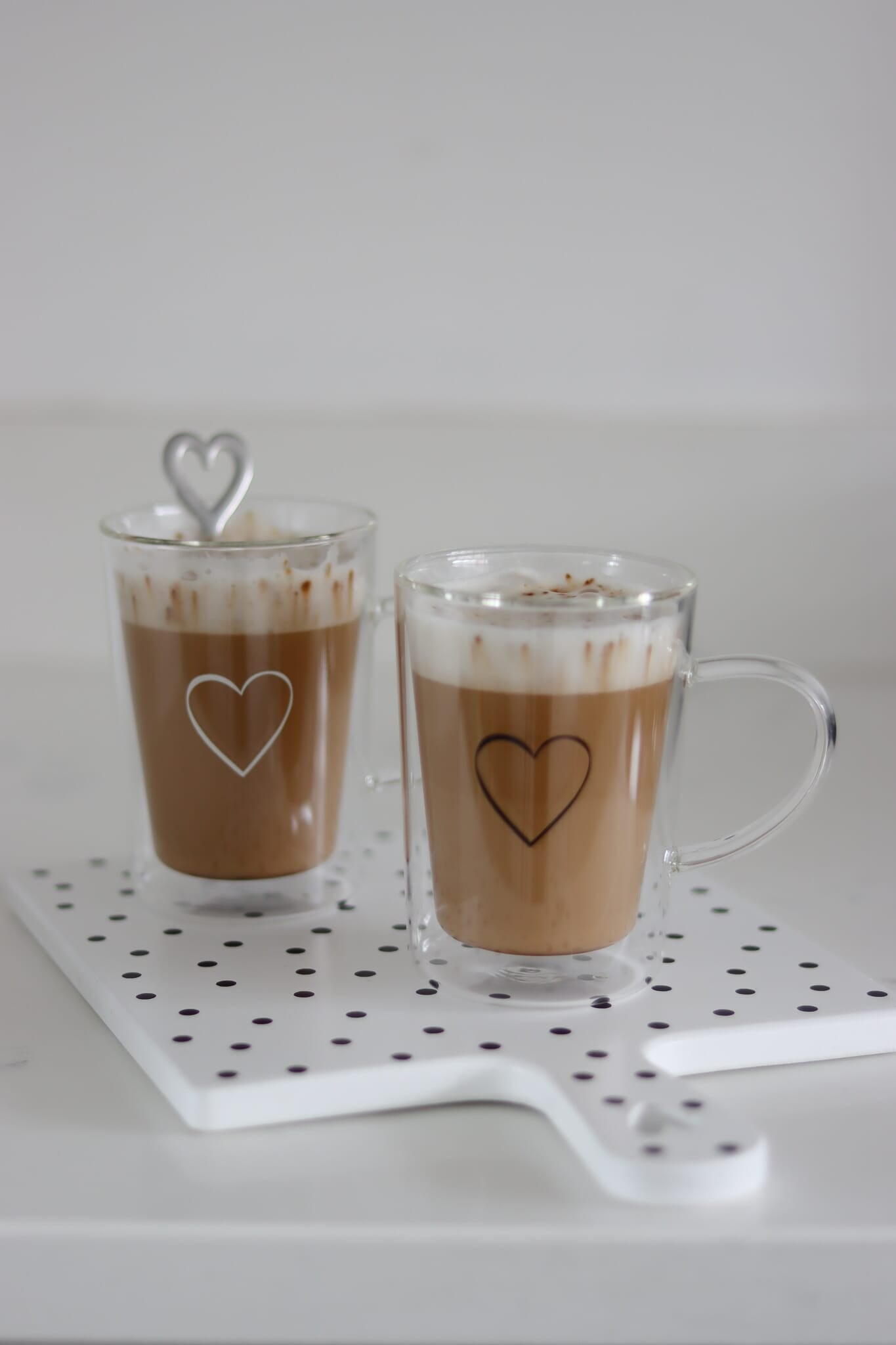 Slim Double Wall Glass Mug - Single Heart/Black