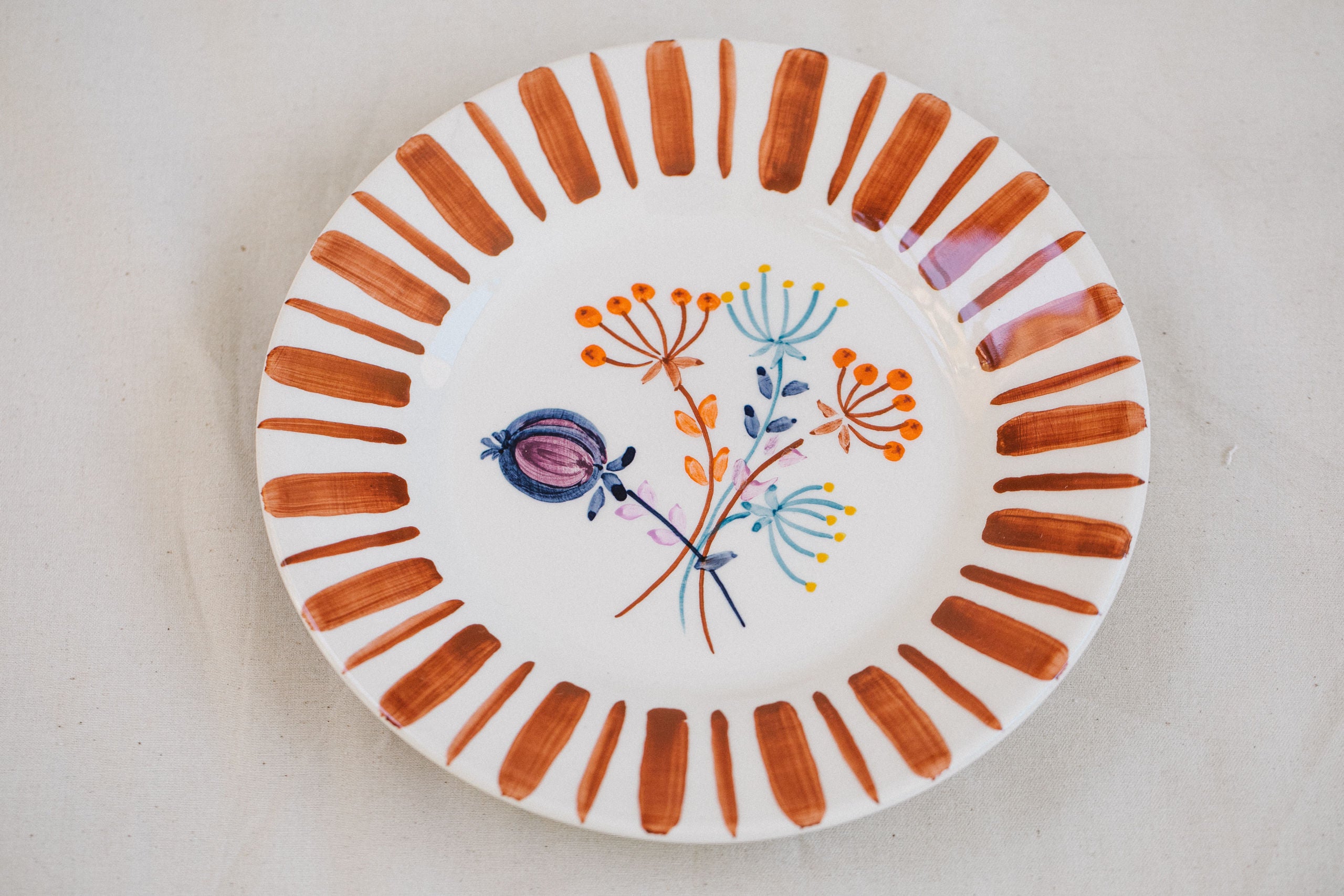 Brown Dessert Plate – The Portuguese Chitas