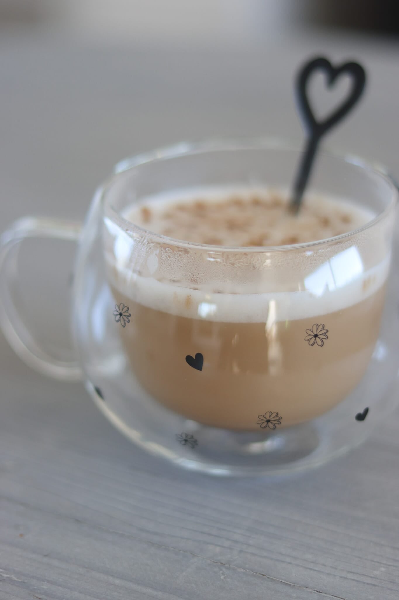 Round Double Wall Glass Mug Black - Daisy Hearts