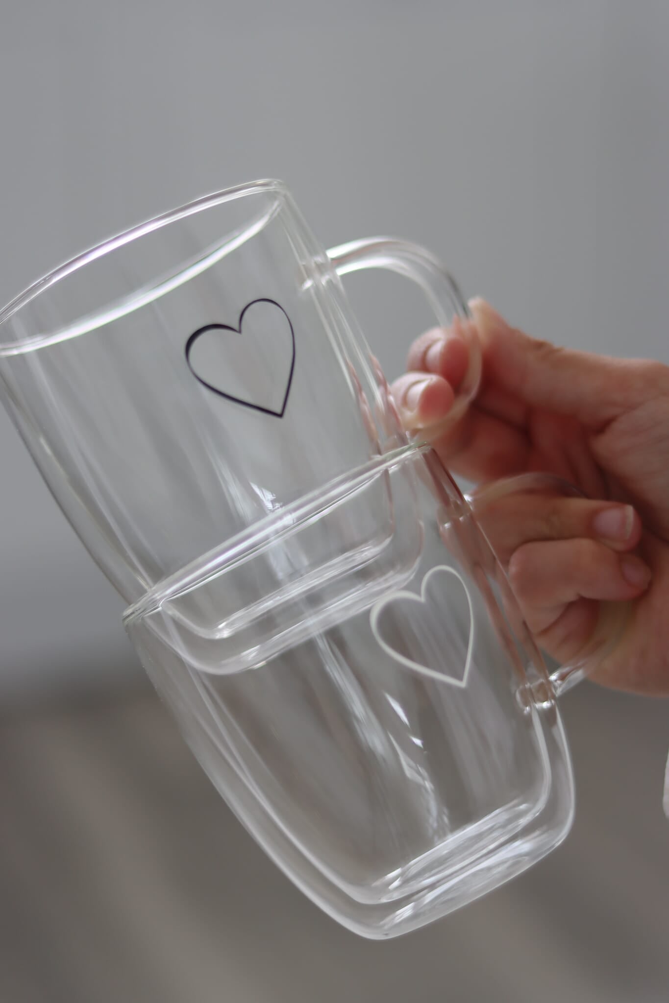 Double Walled Glass Mug - Single Heart/Black